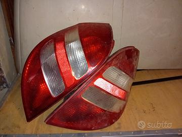 fanali posteriori mercedes classe A