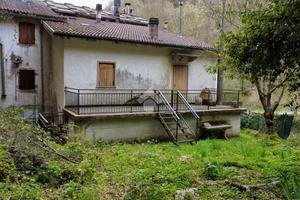 2 LOCALI A ROVERÈ VERONESE