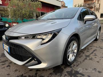 TOYOTA Corolla Touring Sports 1.8 Hybrid Busines