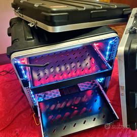 SKB STANDARD 10U EFFECTS RACK CON MENSOLE E LED