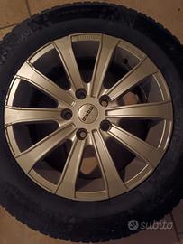 Cerchi in lega Momo Design + Gomme invernali