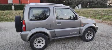 Suzuki Jimny 1.5 Diesel 86CV 2006 135.700 km - 4x4