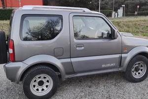Suzuki Jimny 1.5 Diesel 86CV 2006 135.700 km - 4x4
