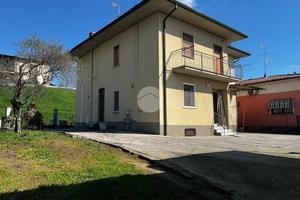 BIFAMILIARE A CAPRIANO DEL COLLE