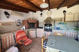 villa con piscina 