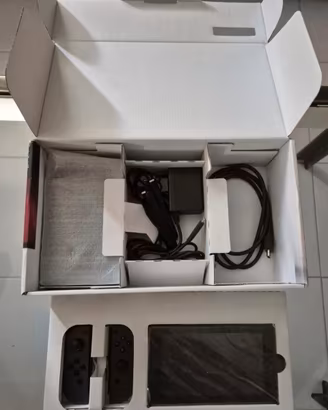 Nintendo switch + accessori 