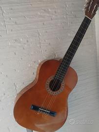 Chitarra Acustica