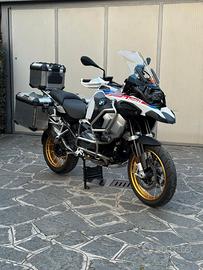 BMW GS 1250 Adventure 2021 (Akrapovic + 3 borse)