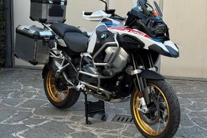 BMW GS 1250 Adventure 2021 (Akrapovic + 3 borse)