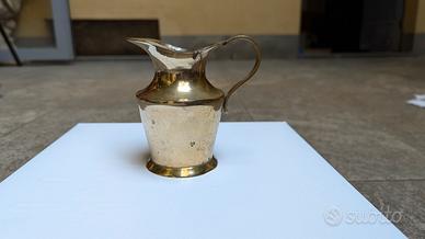 Lattiera antica in ottone