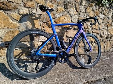 Pinarello Dogma F 2025 VENDUTA