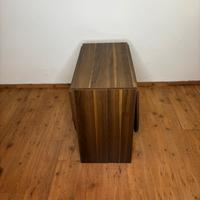 Tavolo in legno richiudibile