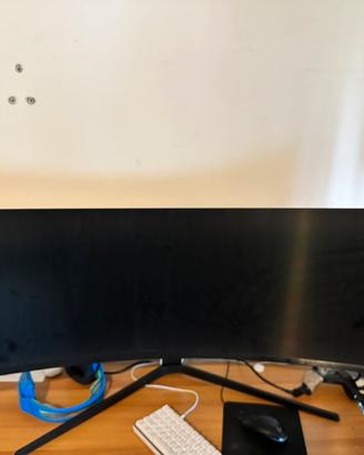 monitor Samsung 44/49 polici curvo