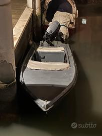 Cofano spazio 5 + 70 Yamaha 2 tempi