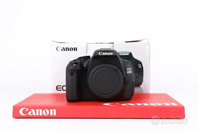 Canon 600D USATO GARANTITO PER DUE ANNI