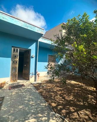 Casa indipendente con giardino