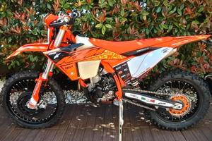 KTM 350 EXC-F  SIX DAYS  2025