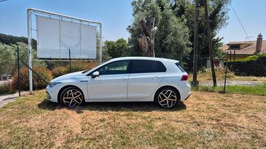 Golf 8
