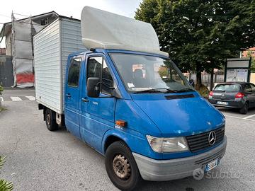 Mercedes Sprinter cassone centinato 7 posti