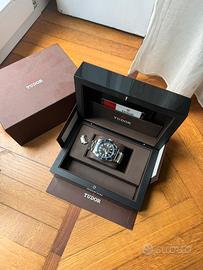 Tudor Black Bay 79220B