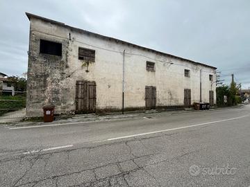 UN'ICONA DEL PAESE PRONTA A RINASCERE: spazio, ...
