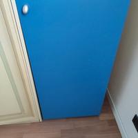 1 modulo/ mobiletto e 4 mensole cameretta azzurro 