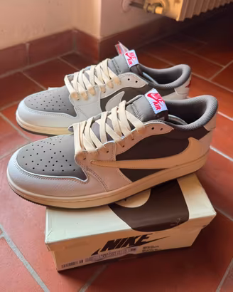 Nike Air Jordan 1 Low Travis Scott Reverse Mocha