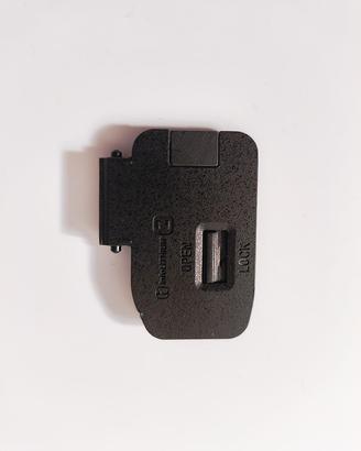 Sportellino batteria Sony A7SII con passa cavo