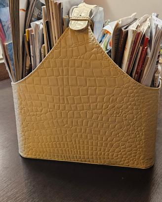 portariviste in finta pelle