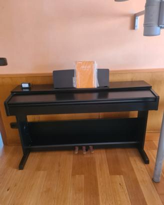 Pianoforte digitale YAMAHA 