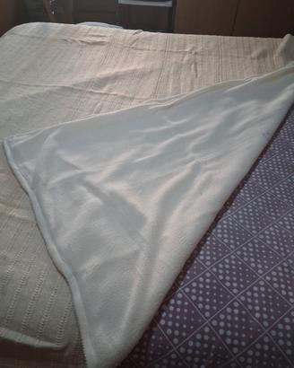 Coperta per letto matrimoniale 