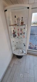Vetrina di design Cattelan Saba in cristallo