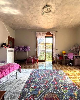 3 LOCALI A DURAZZANO