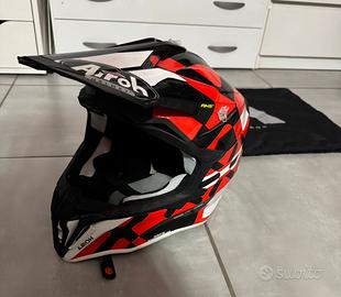 Casco Motocross Airoh