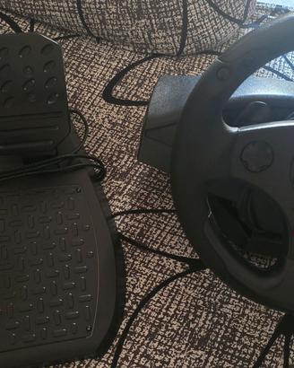 volante thrustmaster Ferrari 