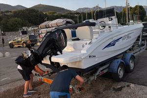 Imbarcazione 6 mt 40 cv