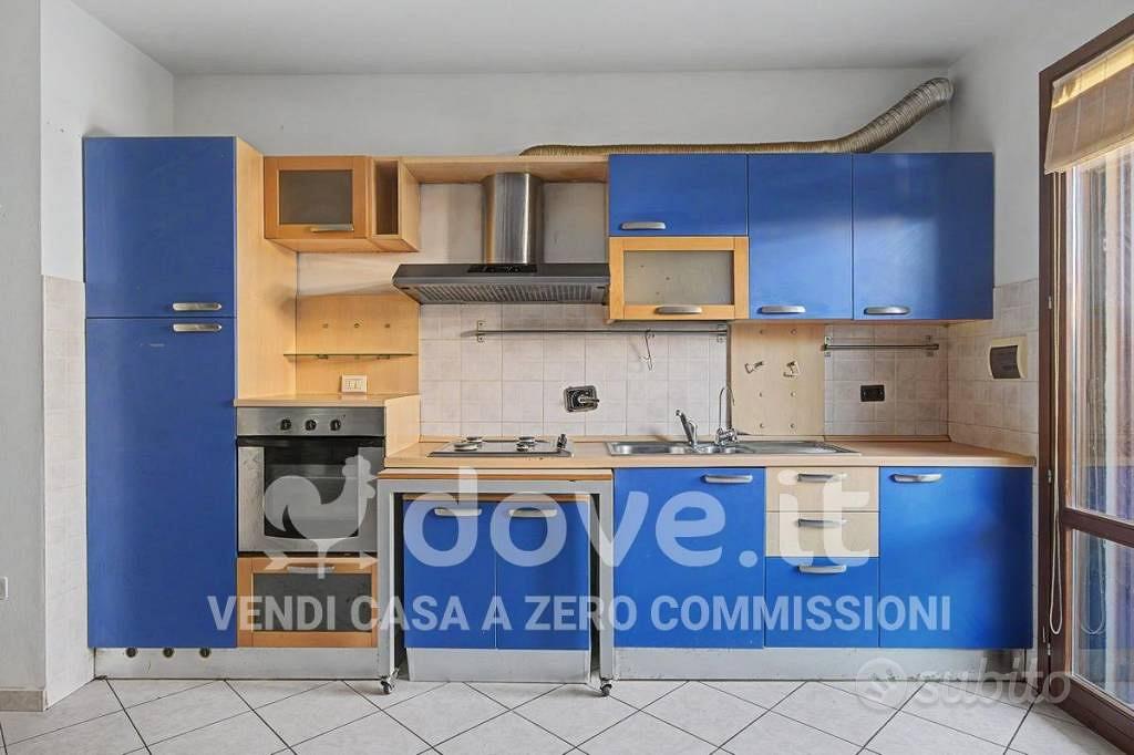 Appartamento di 115 m² con 3 locali e box auto a P - Vista 3