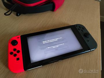 NINTENDO SWITCH + TUTTI GLI ACCESSORI E ASTUCCIO