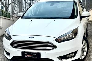 Ford focus 1.5 tdci titanium full optional