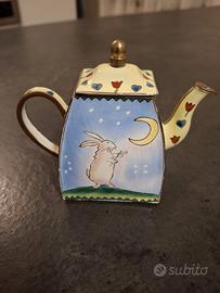 Teiera decorativa Charlotte di Vita Cardew Design