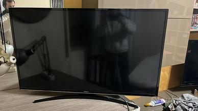 Tv 4k hithachi 49 pollici