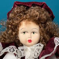 Bambola in porcellana Capodimonte