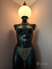 Lampada artistica con manichino