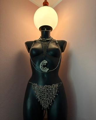 Lampada artistica con manichino