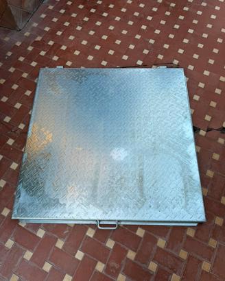 Tombino-botola in zincato per ispezione 100x100cm