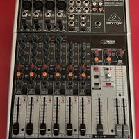 Mixer BEHRINGER  12 Ingressi