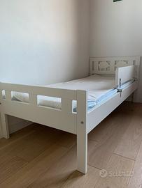 Lettino bambino/a IKEA + Materasso