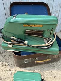 Macchina da cucito VINTAGE.