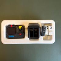 GoPro 12 black + 3 batterie + caricabatterie