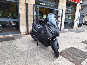 Yamaha X-Max 300